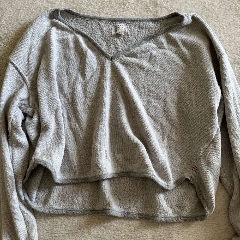 BDG Gray Cropped Long Sleeve Sweatshirt